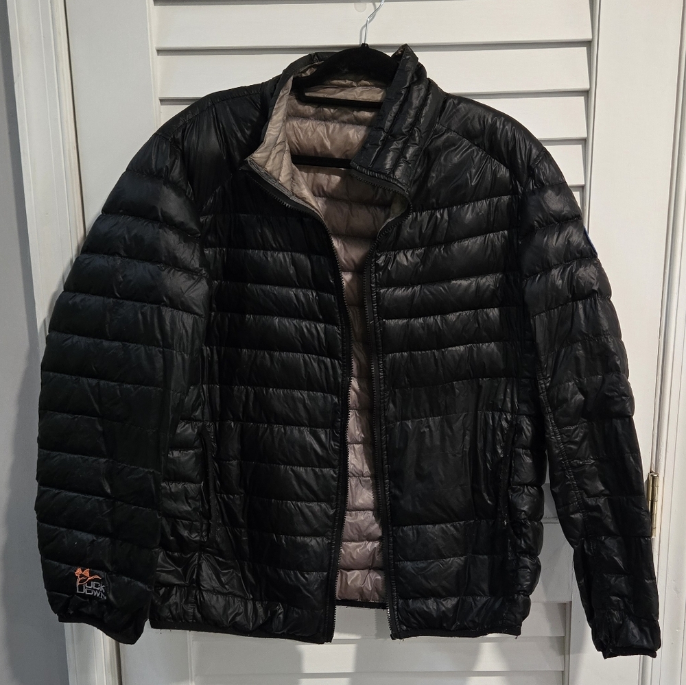 The American Outdoorsman Black And Gray Reversible Puffer Jacket MISSING ZIPPER